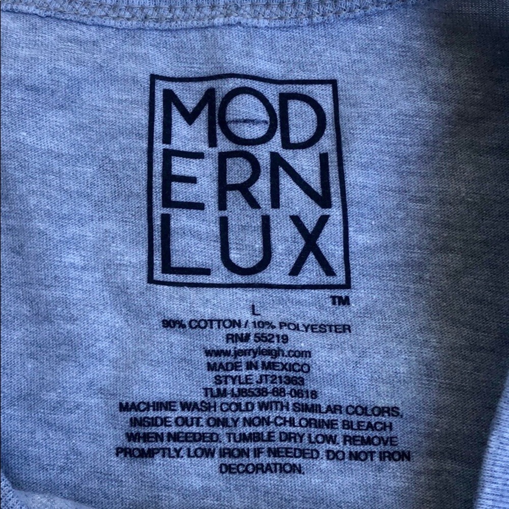3/$10 Modern Lux Fresher than Lemonade graphic tee - Picture 2 of 3